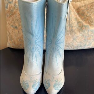 Disney Frozen 2 Elsa Boots